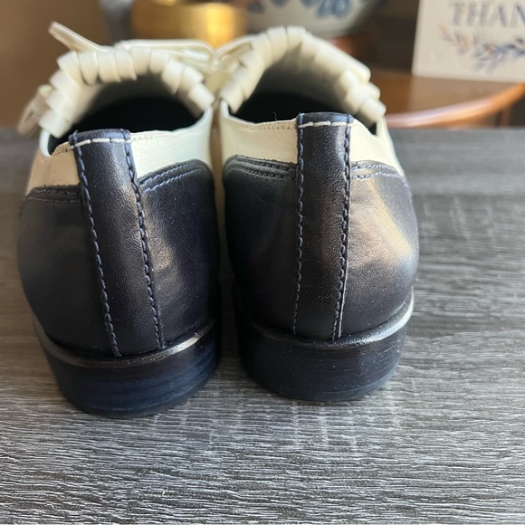 Tory Burch Ruth Kiltie Navy White Fringe RUNWAY Loafers 6.5 $395 - Picture 8 of 13